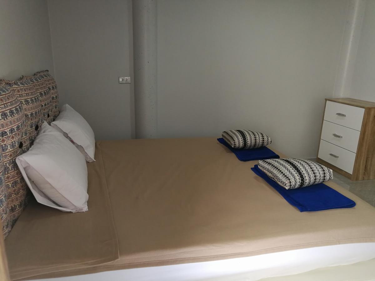 Easy Rooms And Minimart Ko Lanta Eksteriør billede