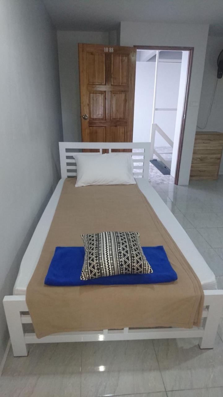 Easy Rooms And Minimart Ko Lanta Eksteriør billede