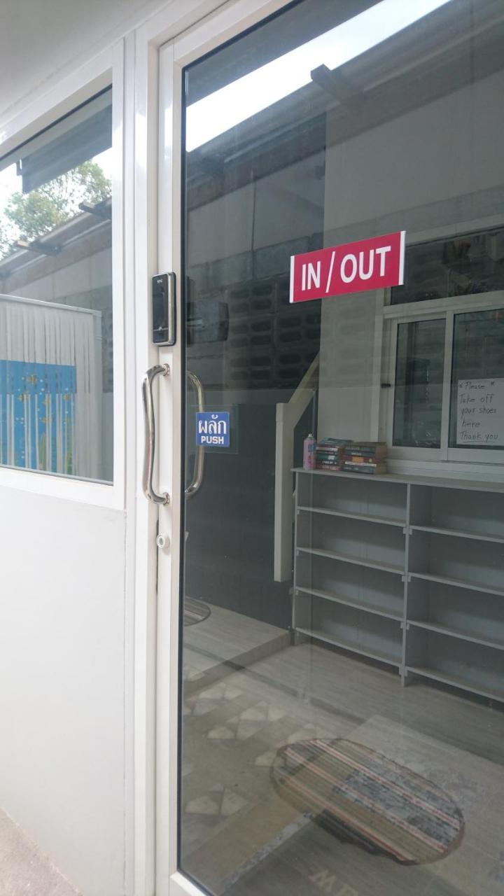 Easy Rooms And Minimart Ko Lanta Eksteriør billede