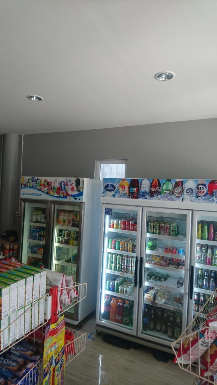 Easy Rooms And Minimart Ko Lanta Eksteriør billede