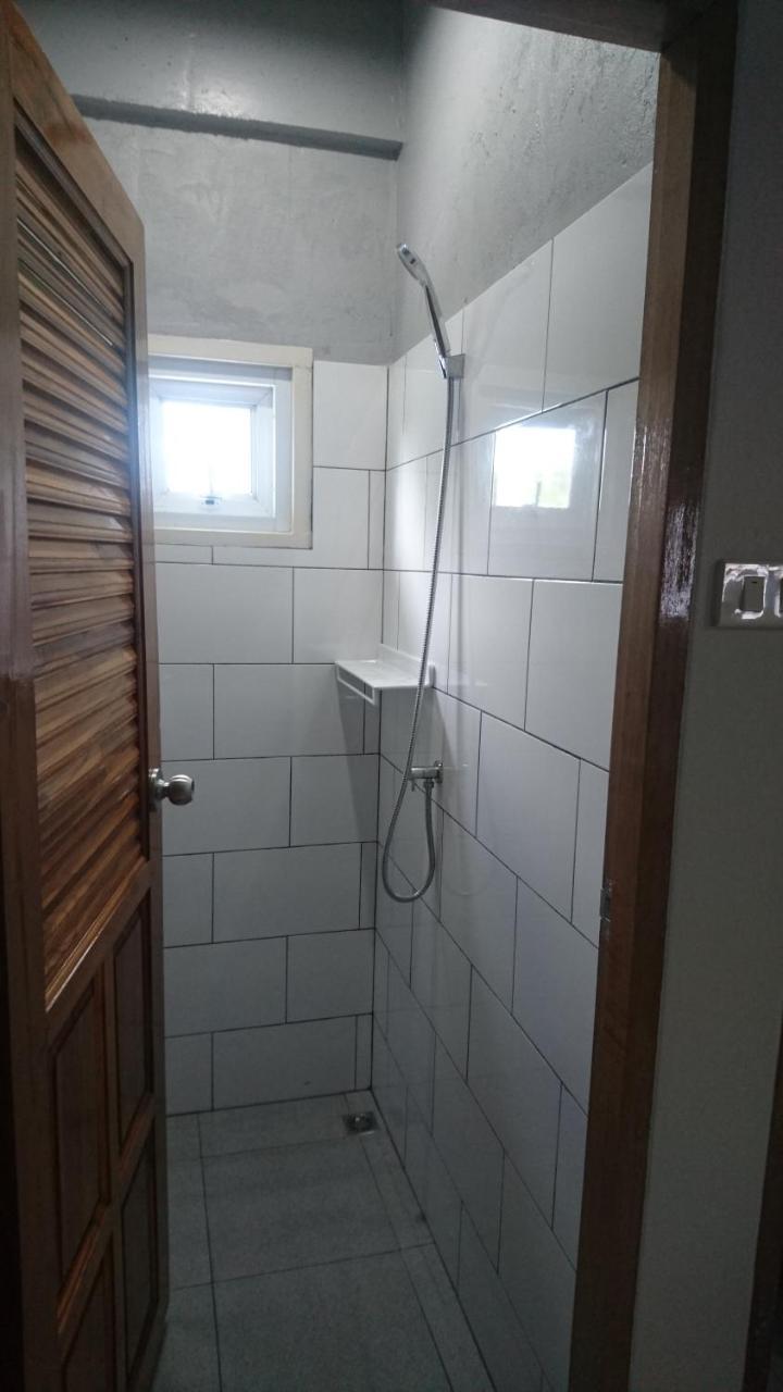 Easy Rooms And Minimart Ko Lanta Eksteriør billede