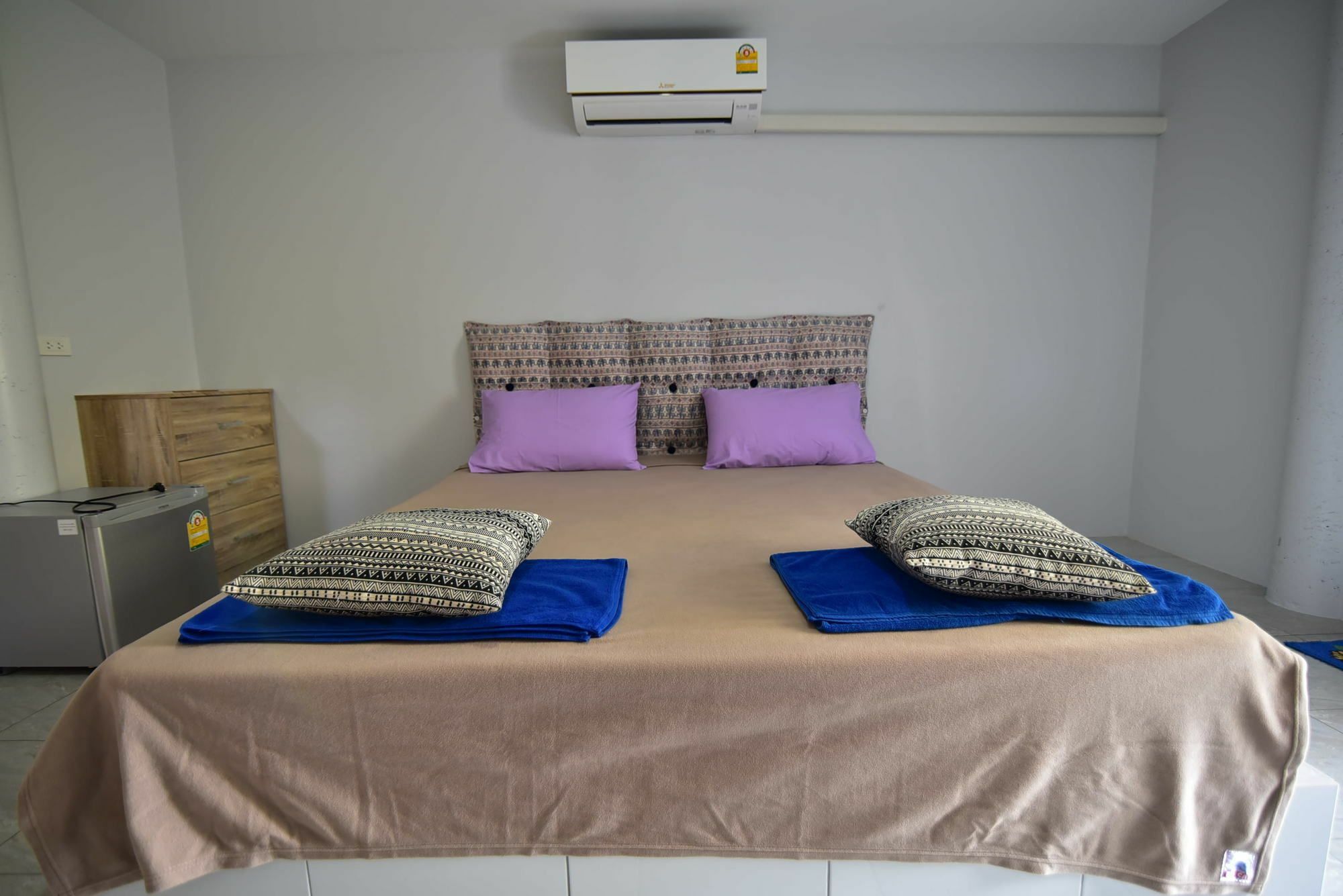 Easy Rooms And Minimart Ko Lanta Eksteriør billede
